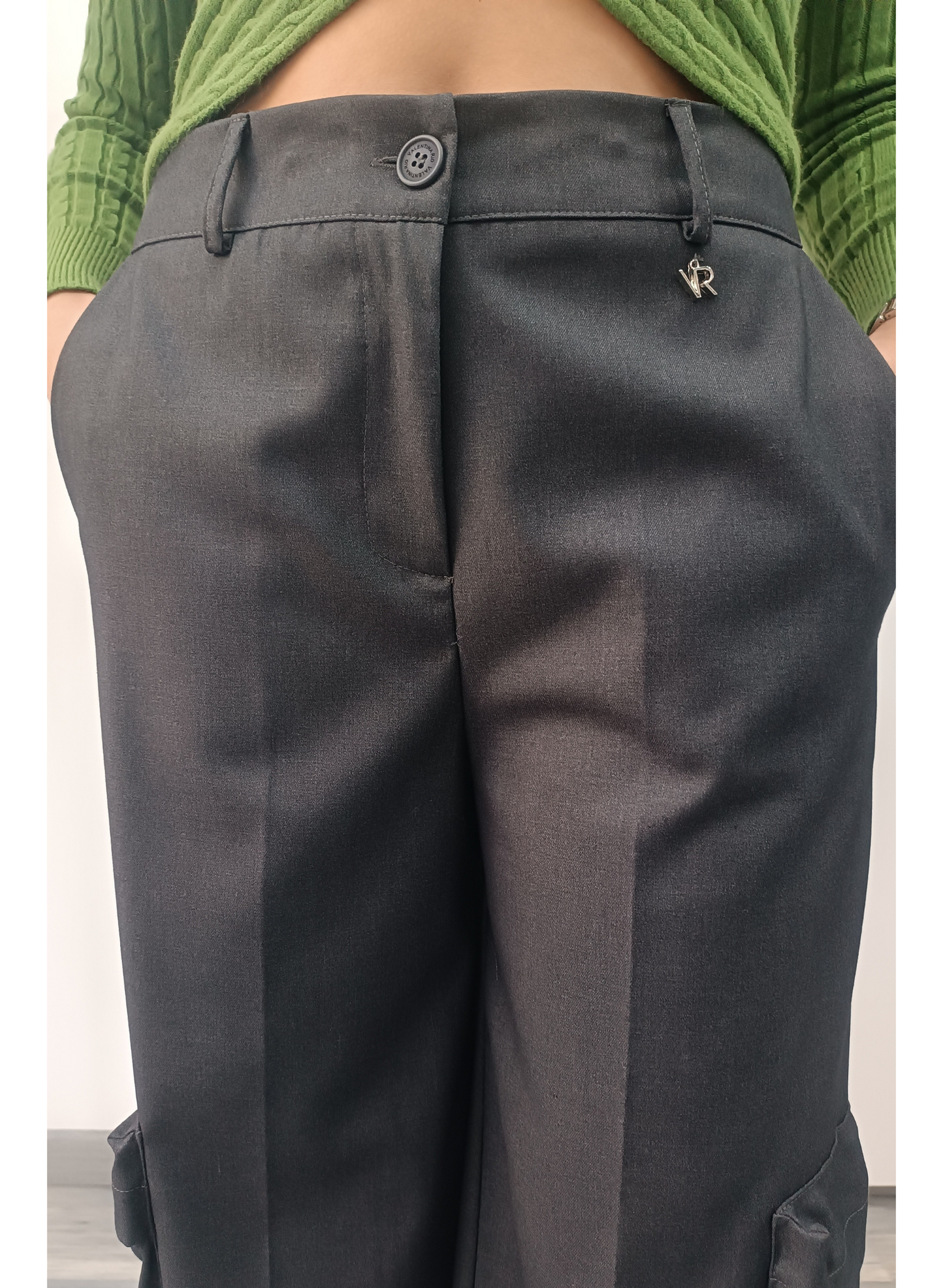Pantaloni Cargo colore grigio fumo