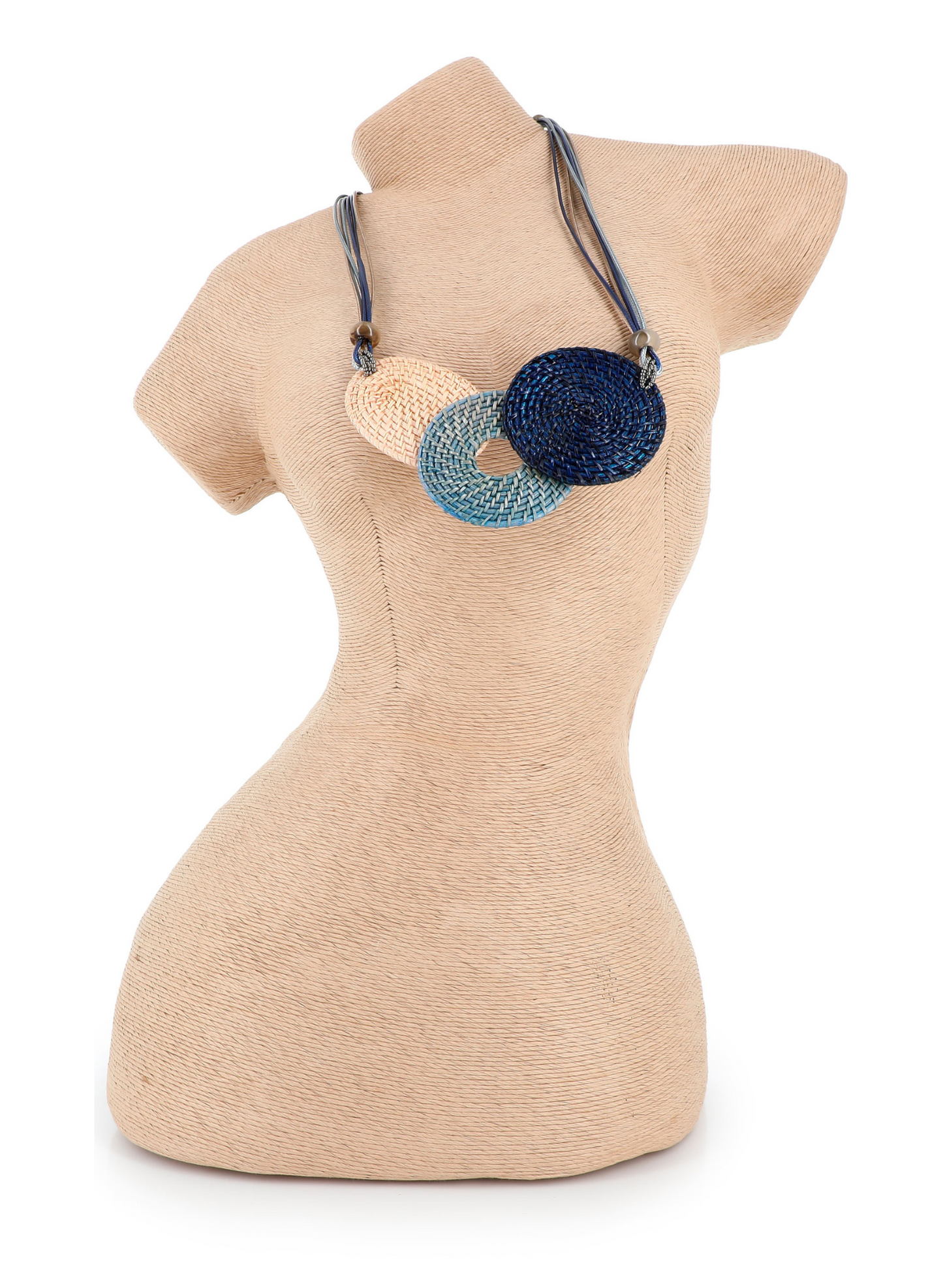 Collana con dischi rattan