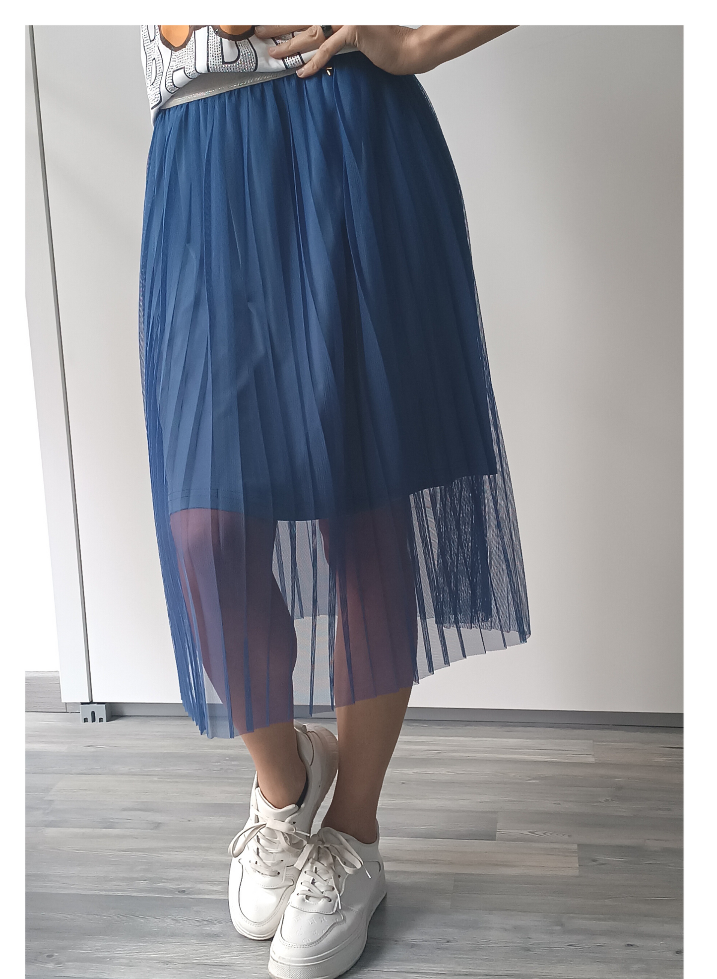 Gonna plissettata in tulle blu pervinca