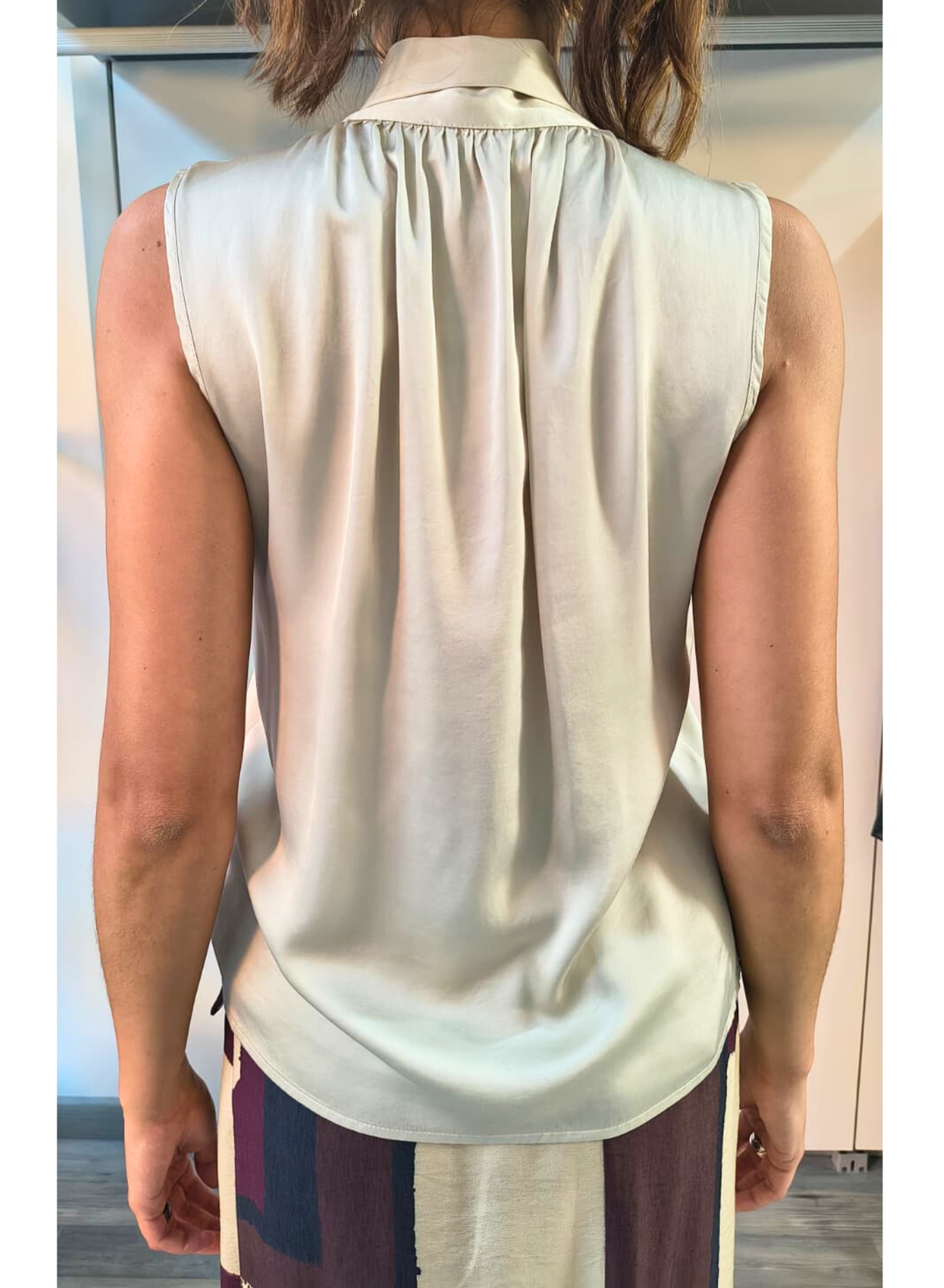 Top satin colore avorio