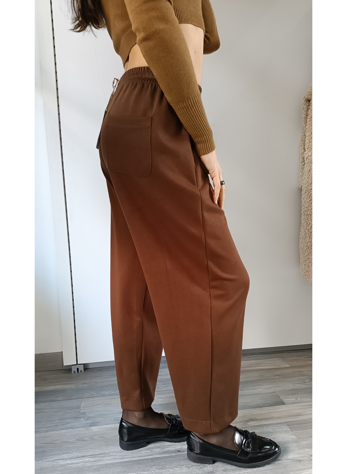 Pantaloni con elastico in vita