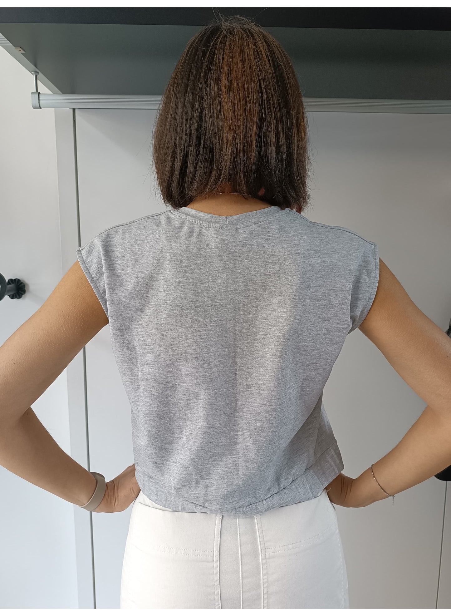 T-shirt smanicata grigio fitness