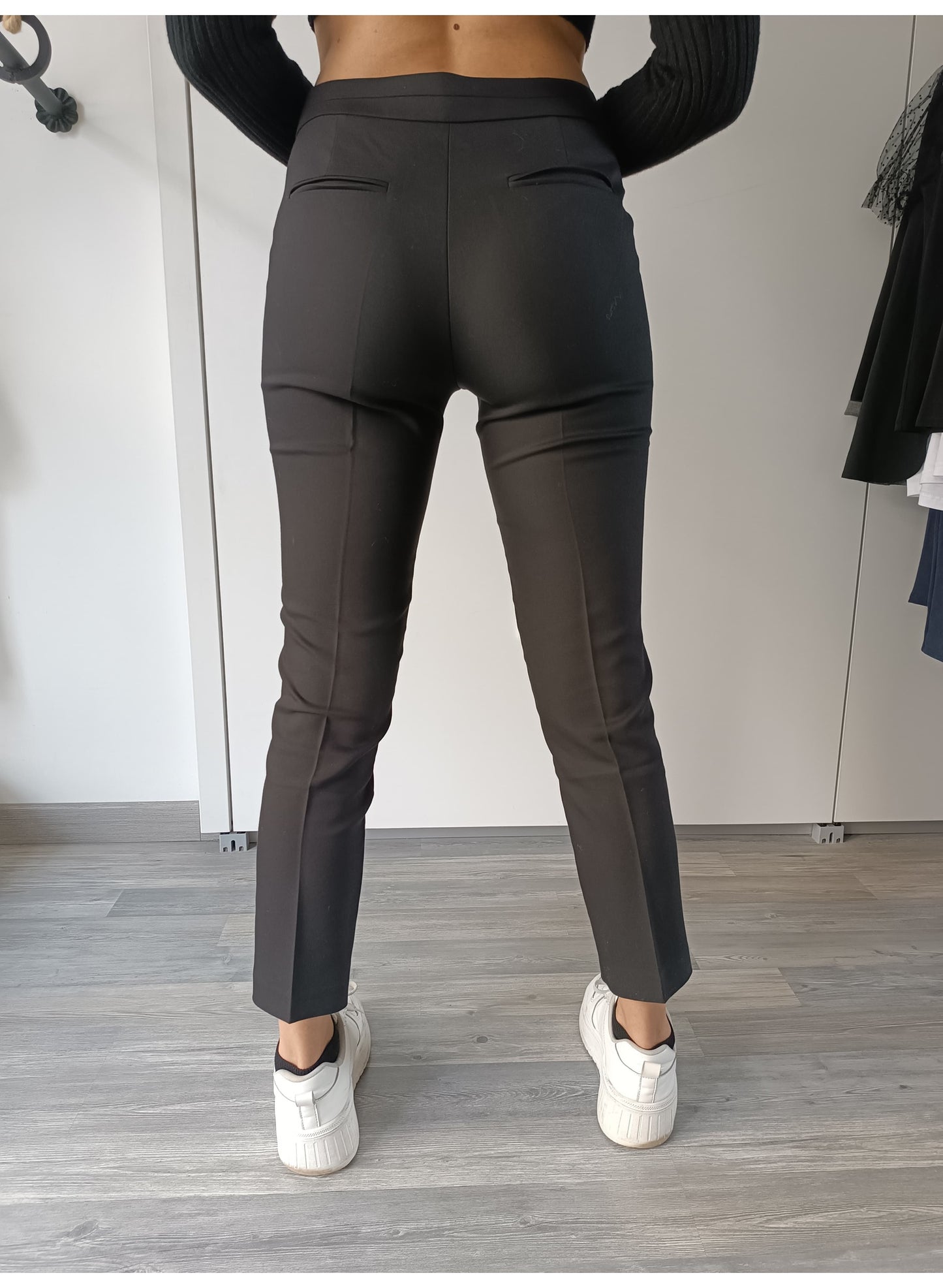 Pantaloni classici neri
