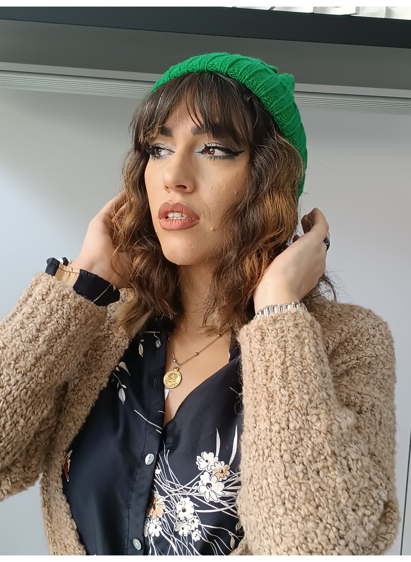 Berretto verde a coste