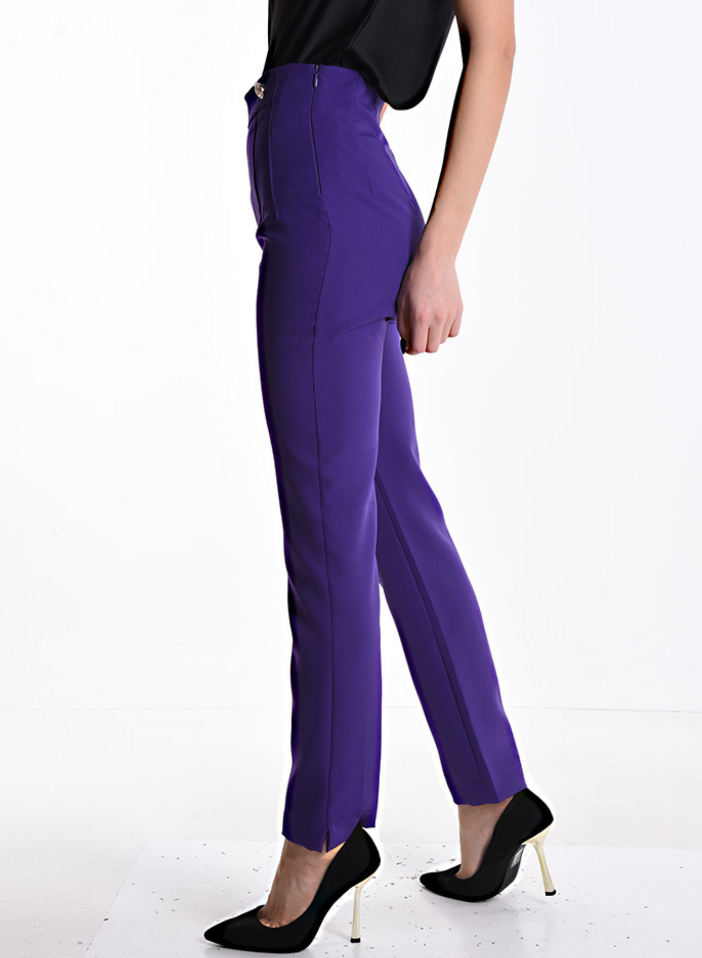Pantaloni slim fit viola