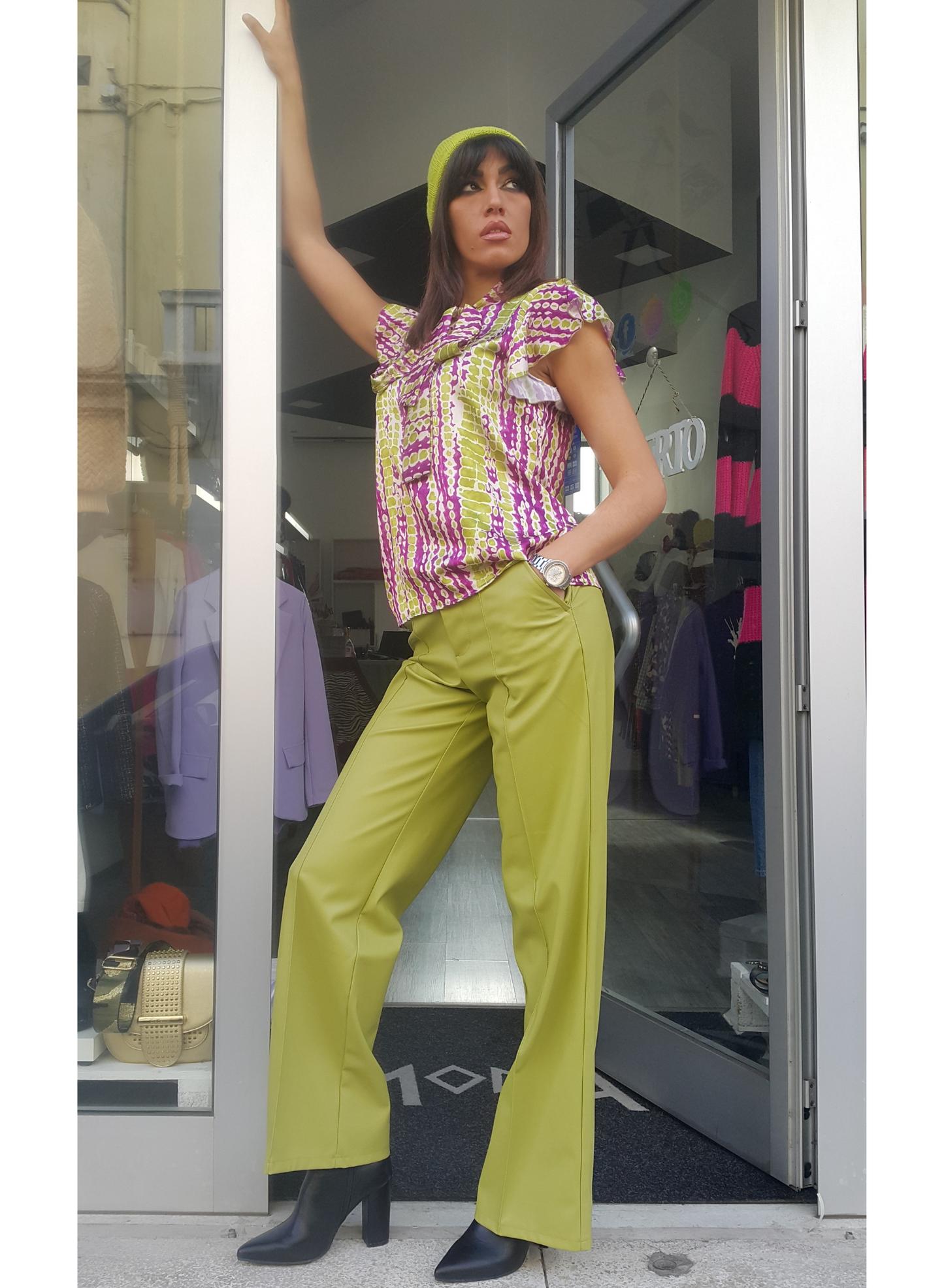 Pantaloni ecopelle verde acido