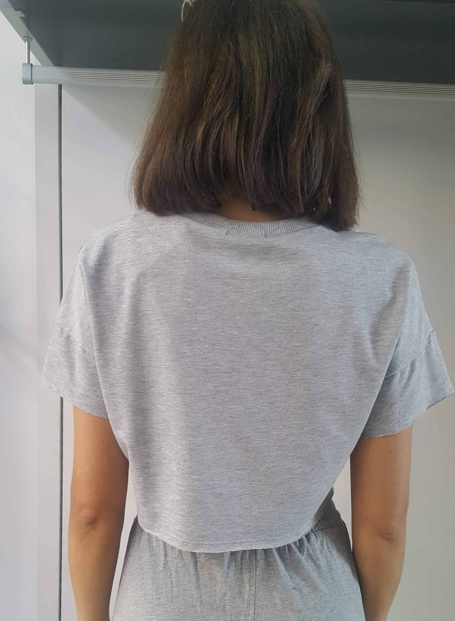 Maglietta crop grigio fitness