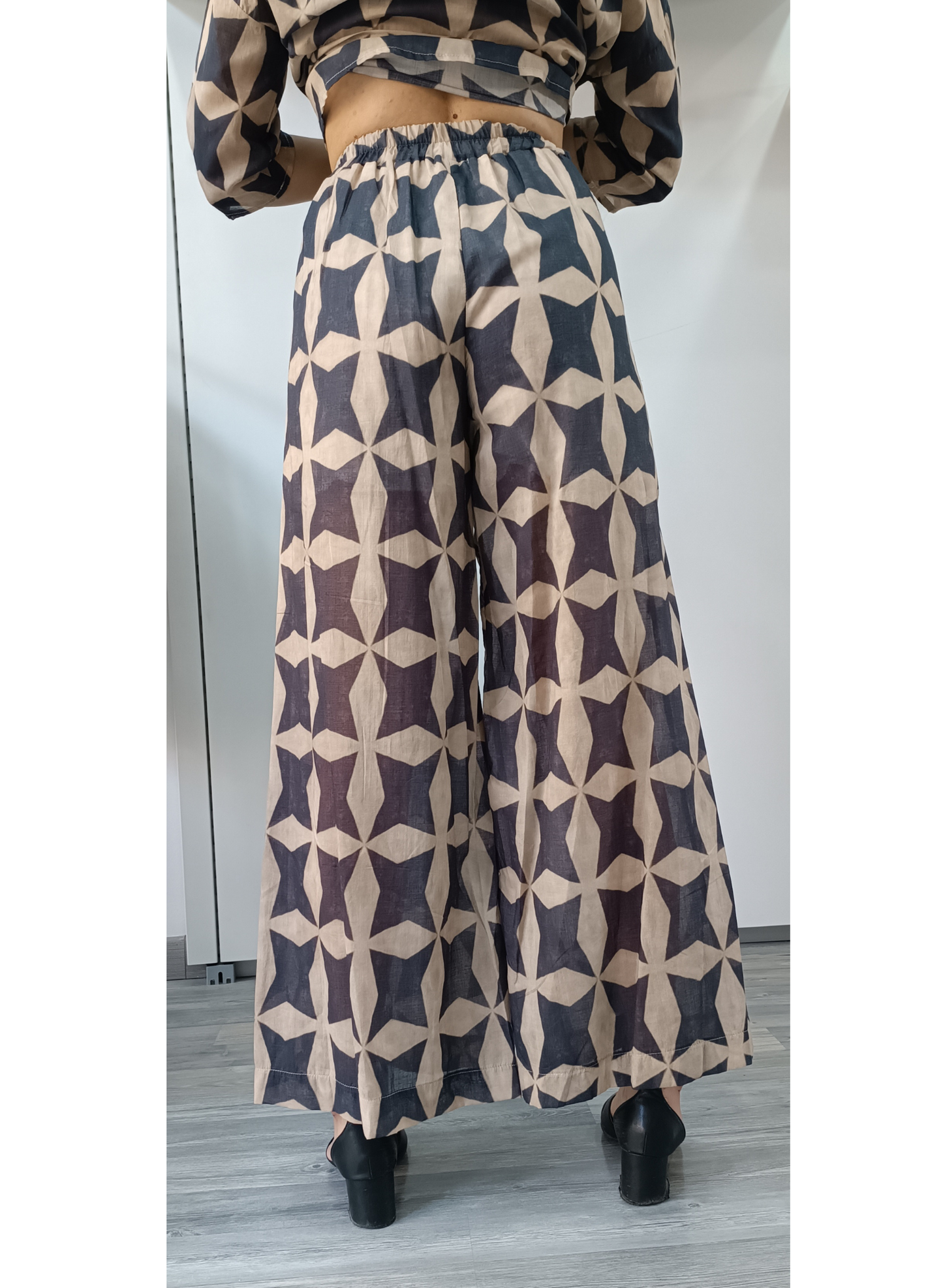 Pantaloni fantasia geometrica