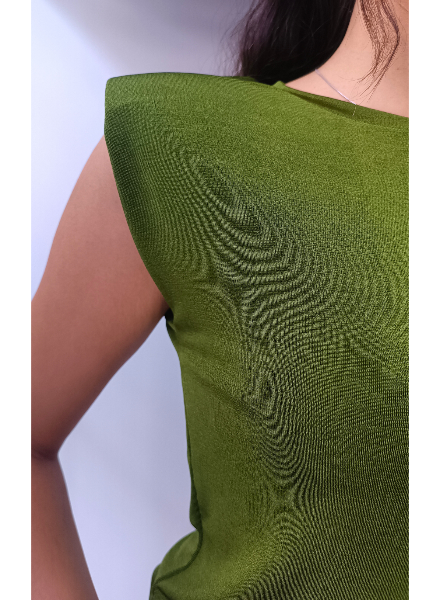 Top Smanicato con spalline