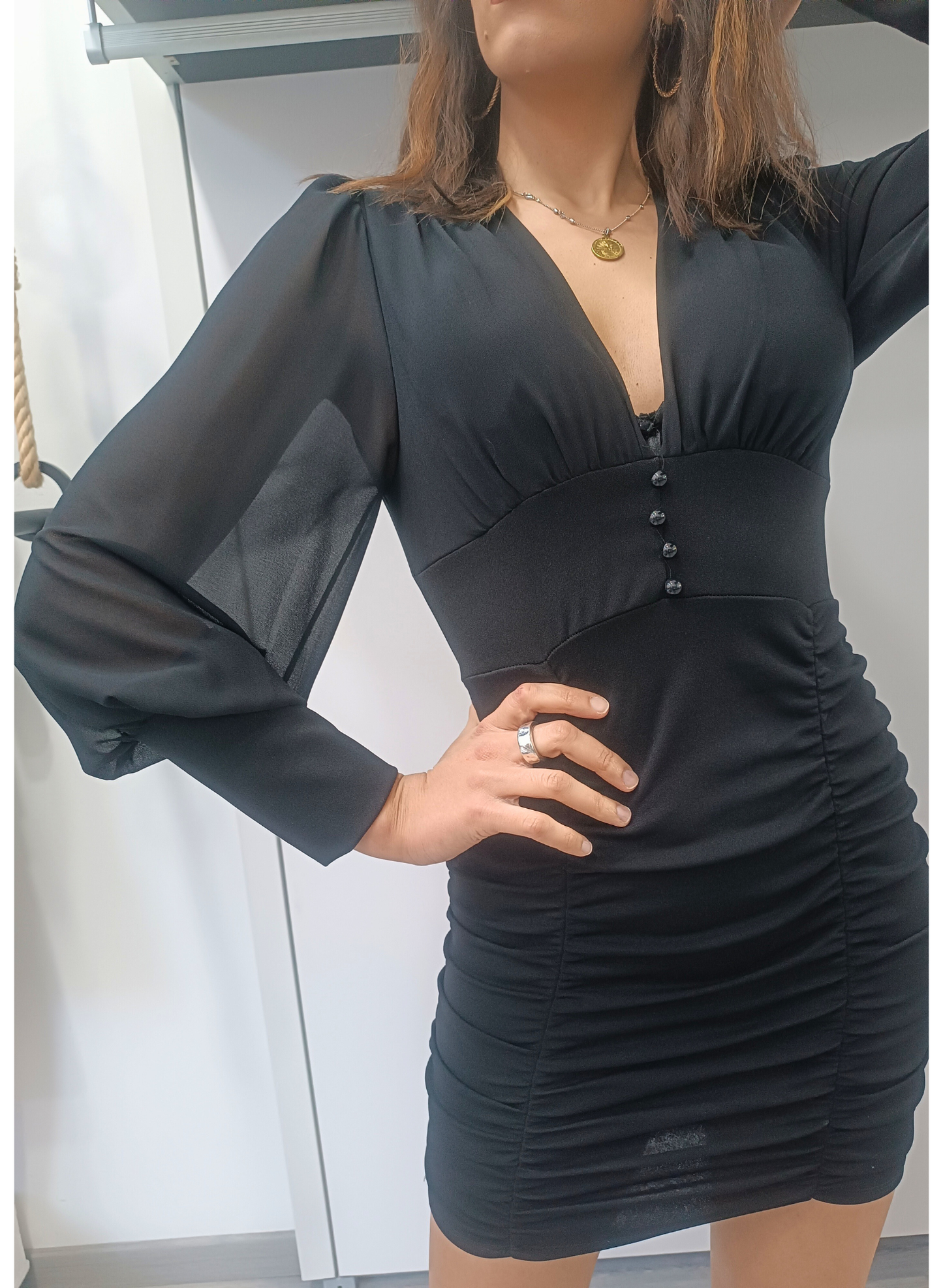 Abito nero drappeggiato