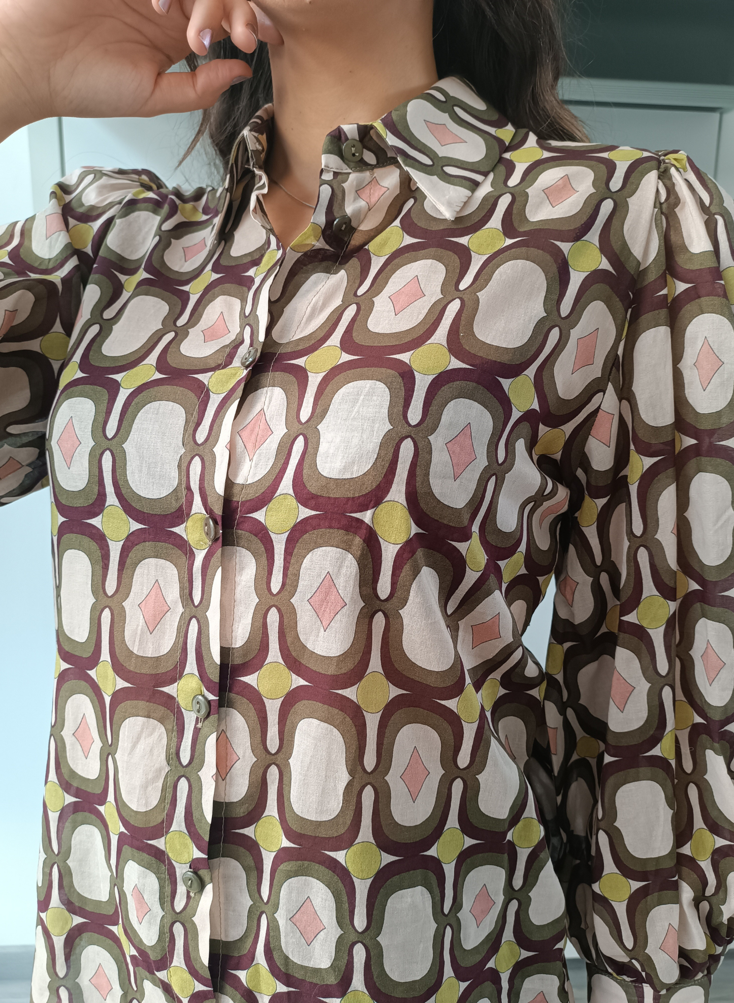 Camicia fantasia astratta