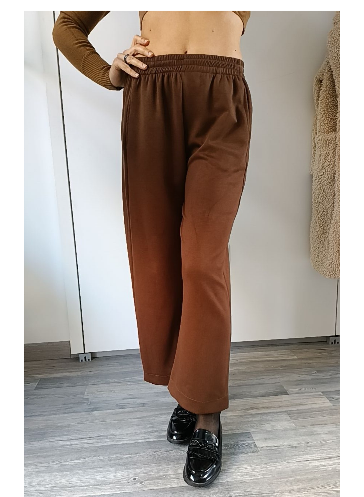 Pantaloni con elastico in vita