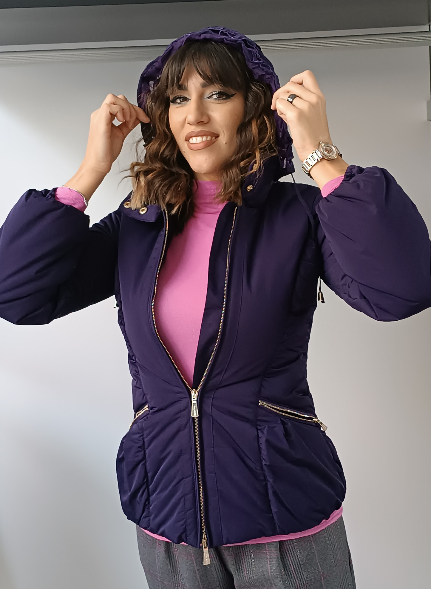 Piumino con cappuccio "colore melanzana"