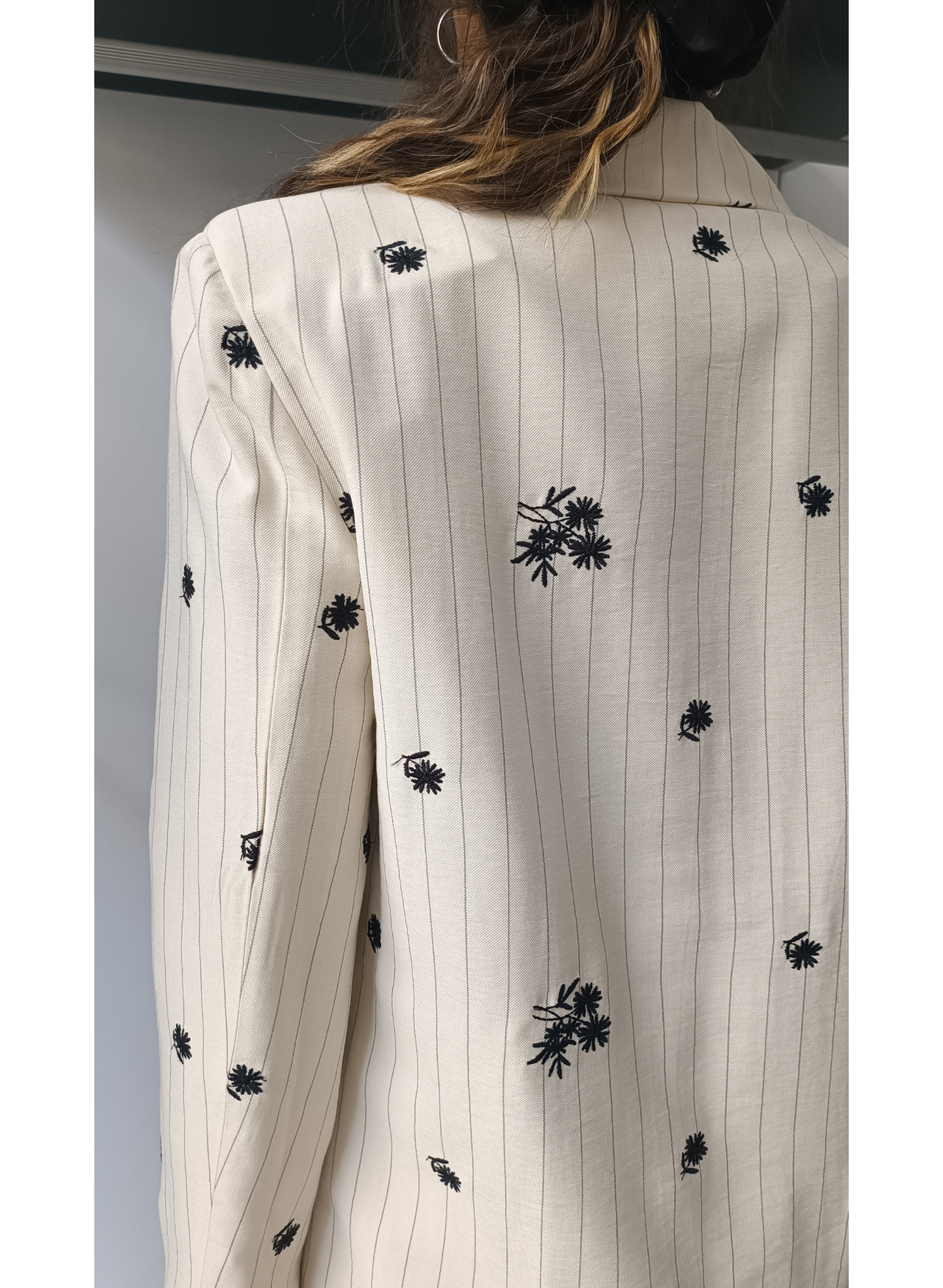 Giacca oversize gessato panna