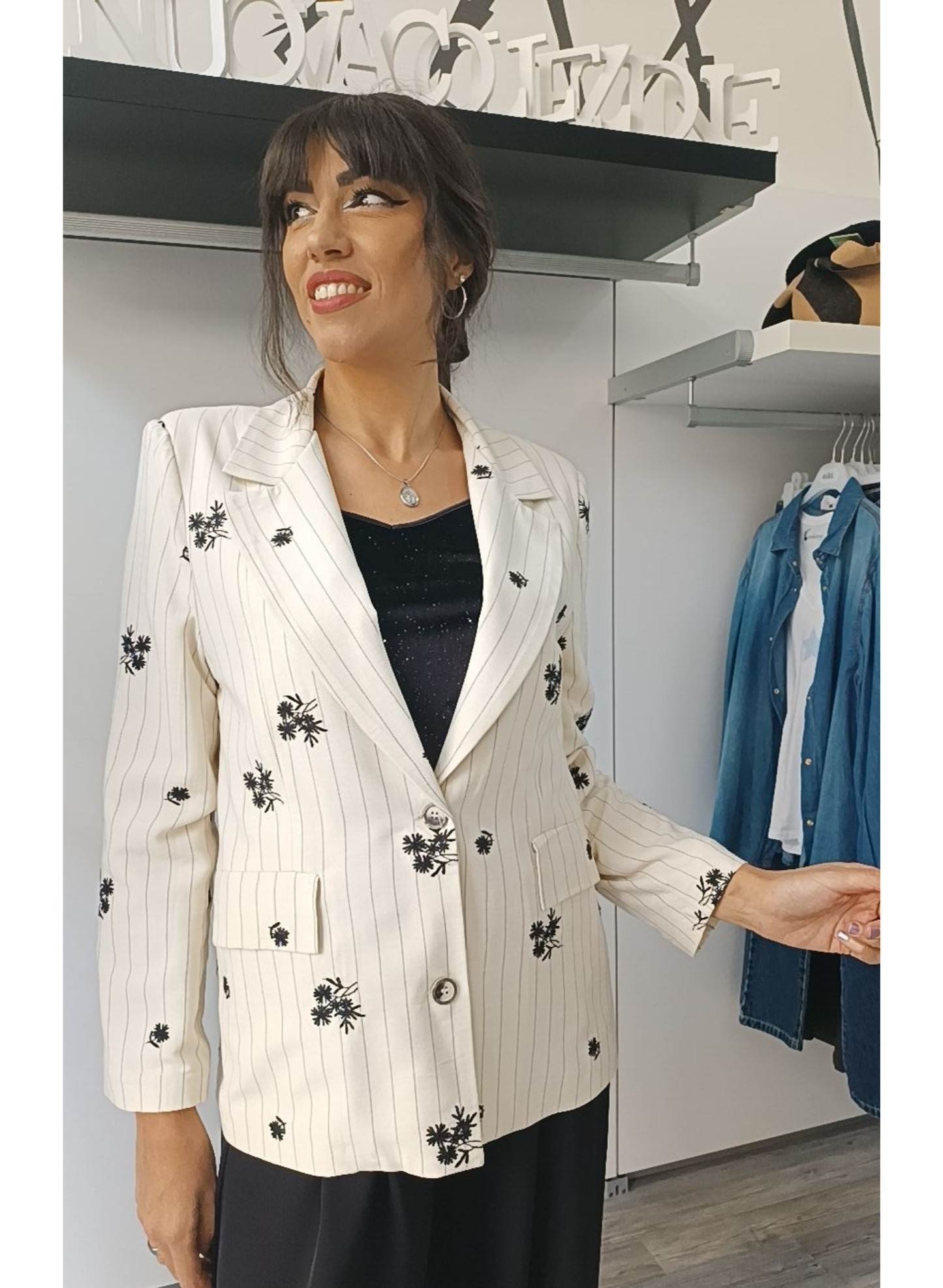 Giacca oversize gessato panna