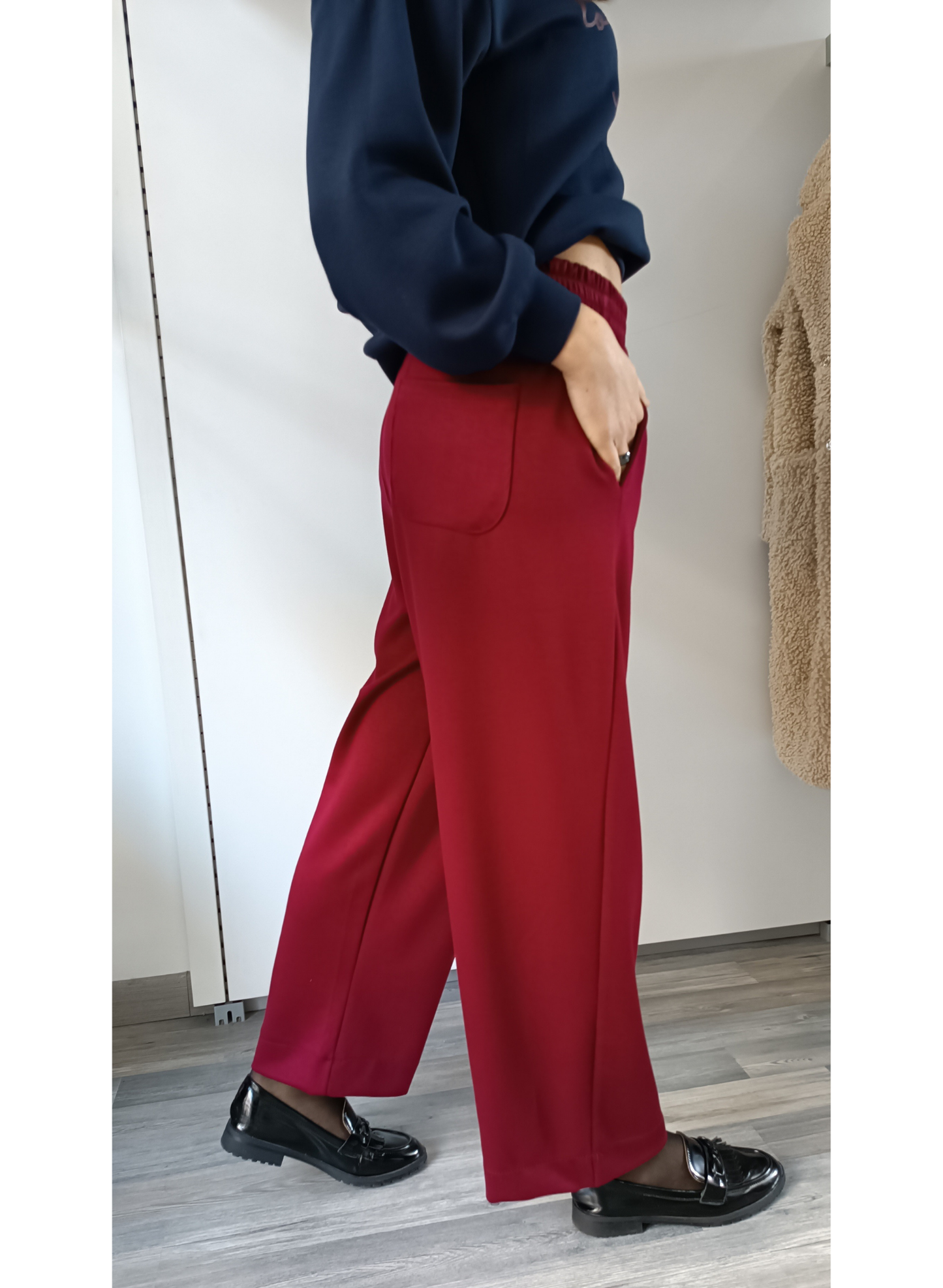 Pantaloni con elastico in vita