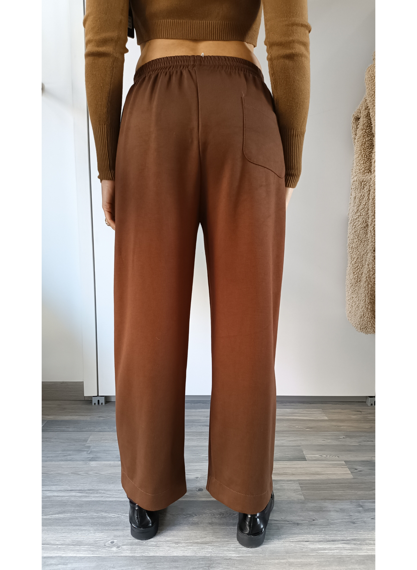 Pantaloni con elastico in vita