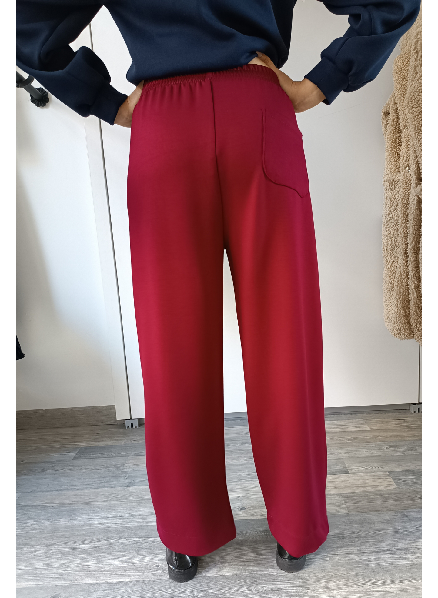 Pantaloni con elastico in vita