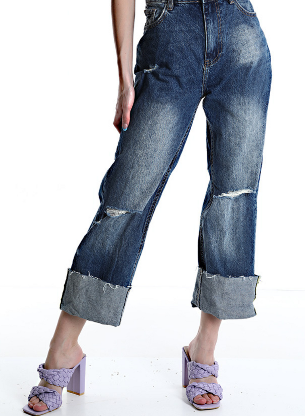 Jeans crop con risvolto