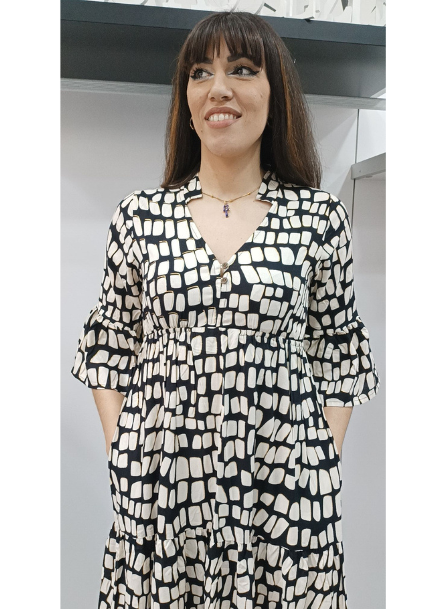 Abito lungo bianco e nero