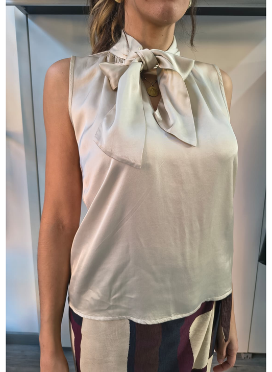 Top satin colore avorio