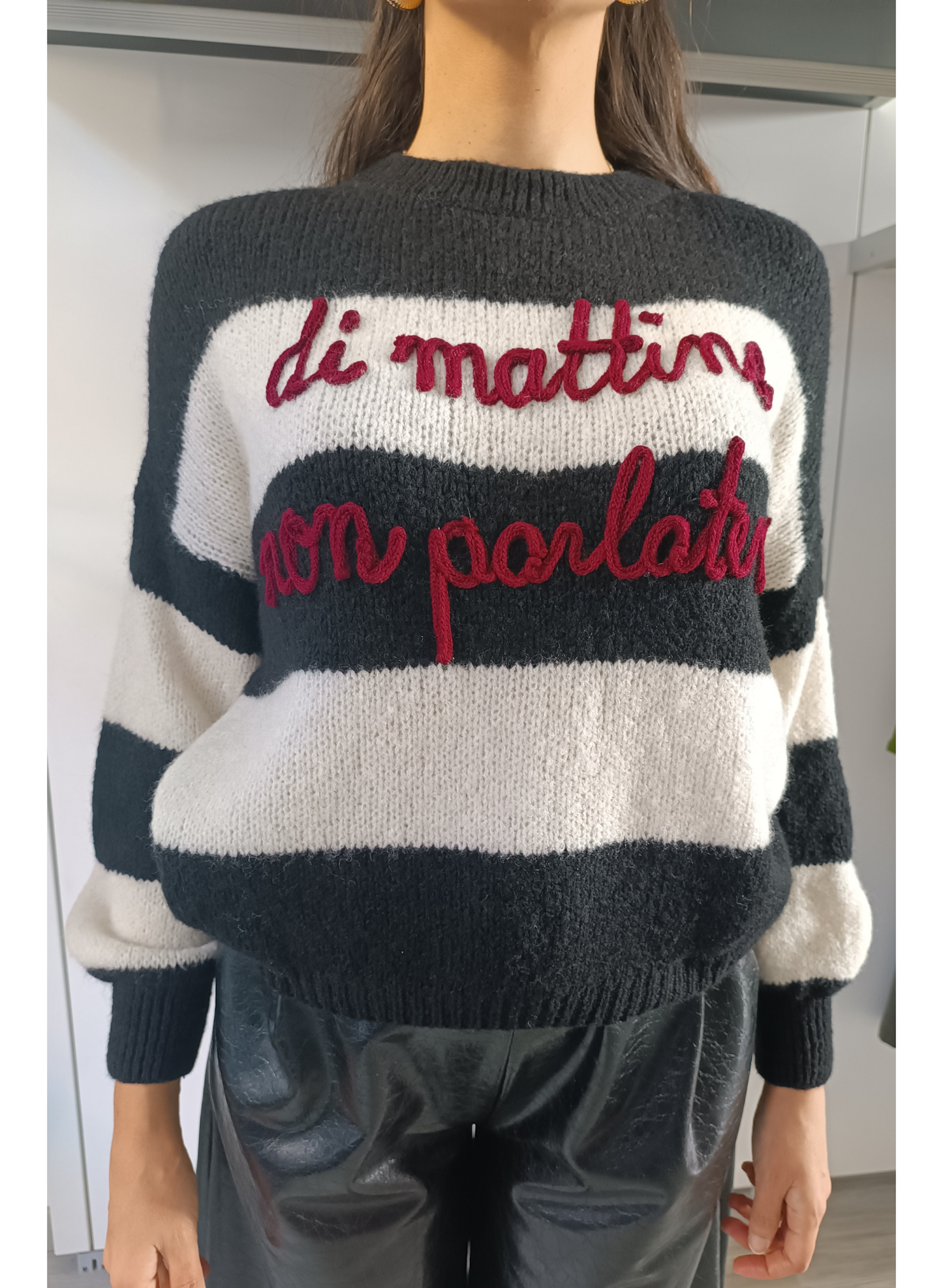 Pullover scritta " Di mattina non parlatemi"