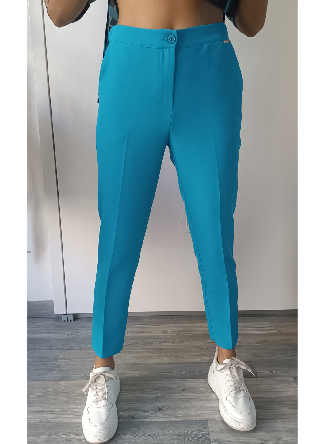 Pantalone dritto in colore turchese