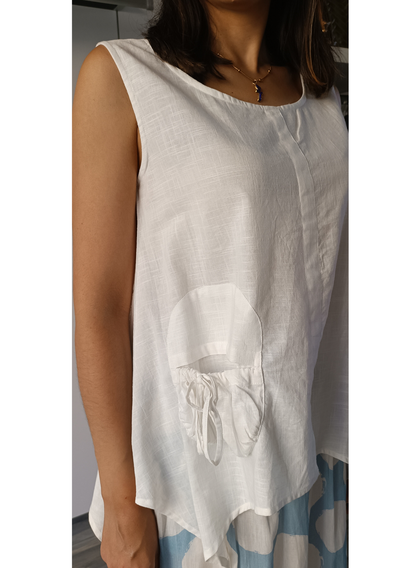 Top asimmetrico bianco