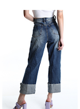 Carica l&#39;immagine nel visualizzatore di Gallery, Jeans crop con risvolto
